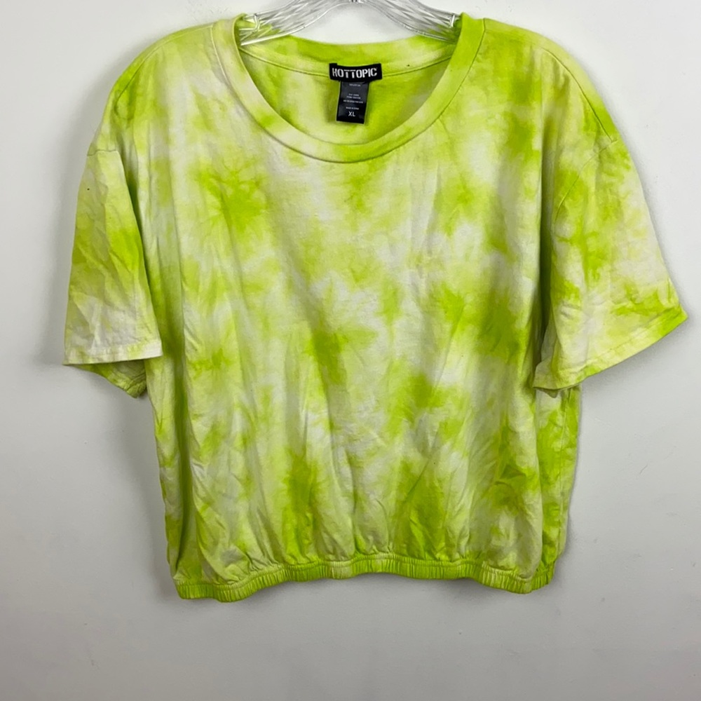 Hot Topic Crop Top